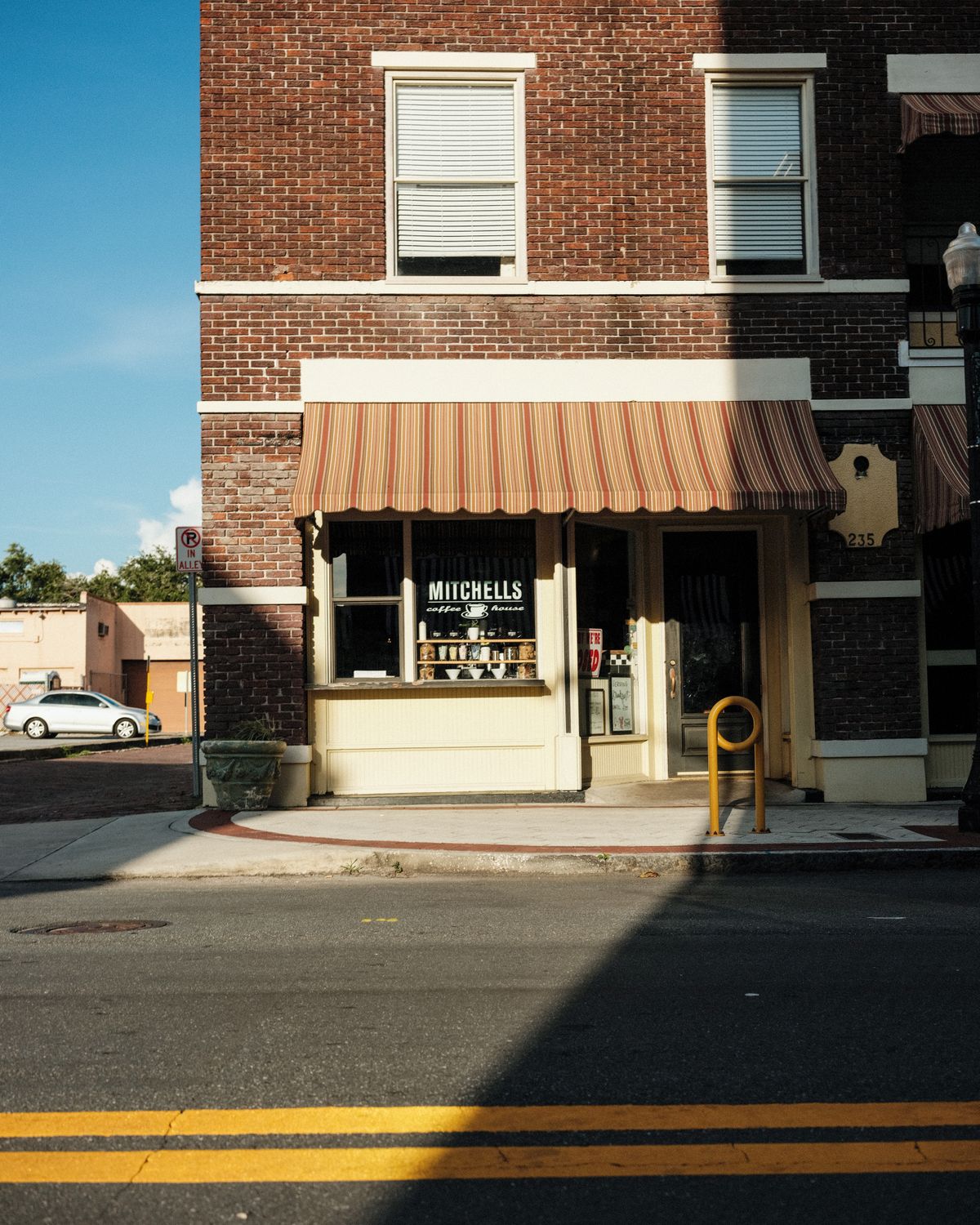 Local Connecticut small business storefront